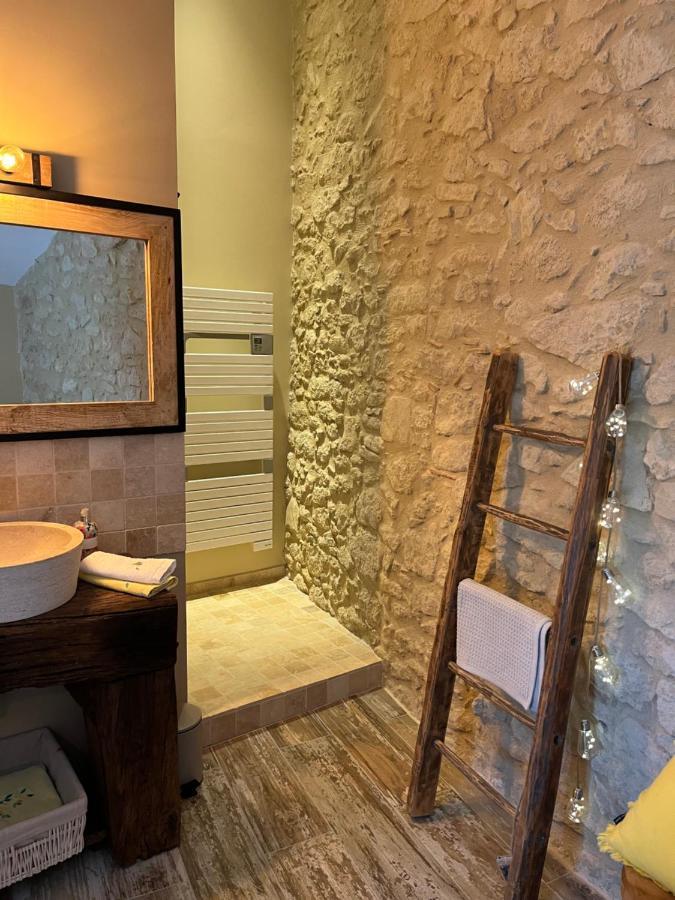 La Chambre L'Eucalyptus Saint-Laurent-du-Bois Luaran gambar